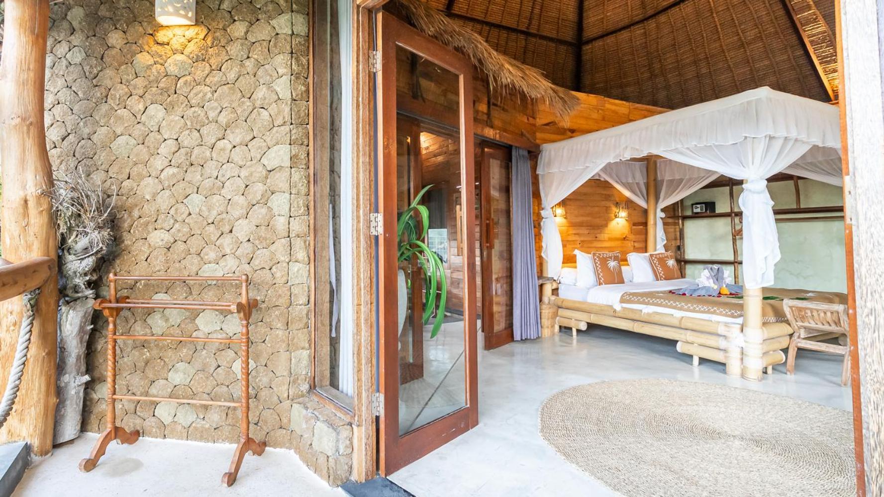 Bukit Surf Villa *